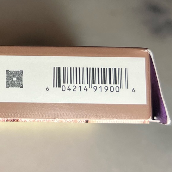 Urban Decay Naked3 Eyeshadow Palette - Picture 4 of 7